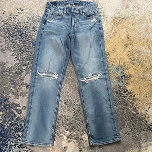 American Eagle women Blue Distressed Jeans